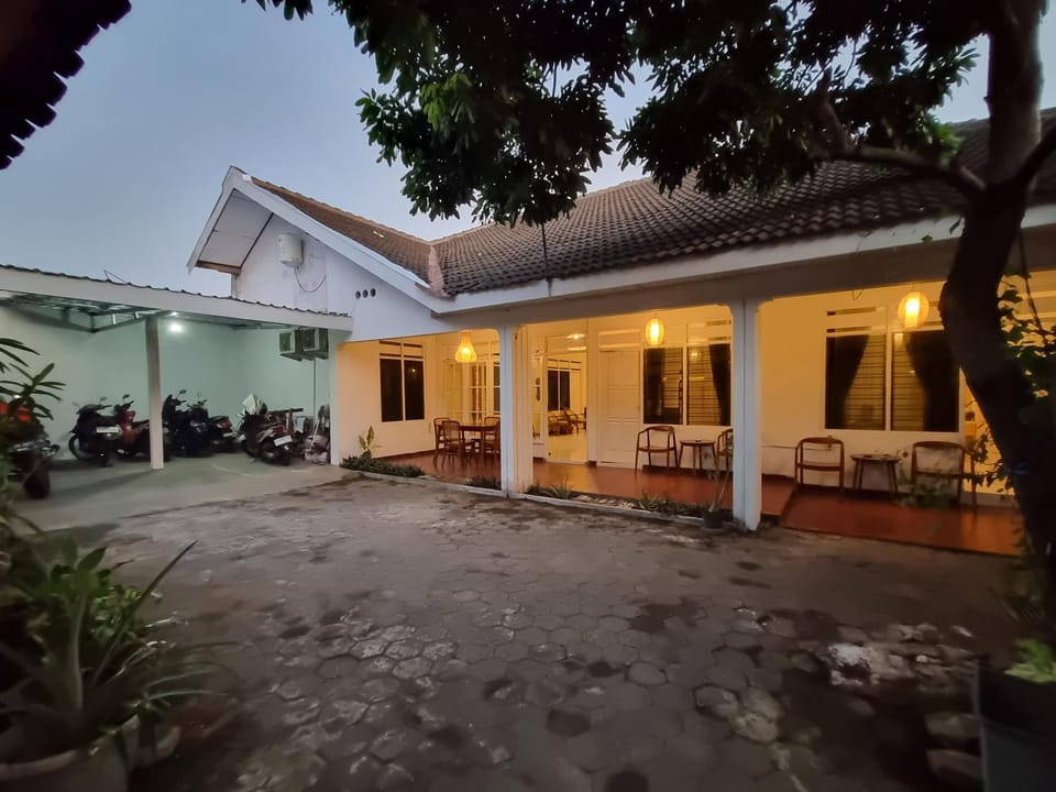 Balcony/Terrace, Parking