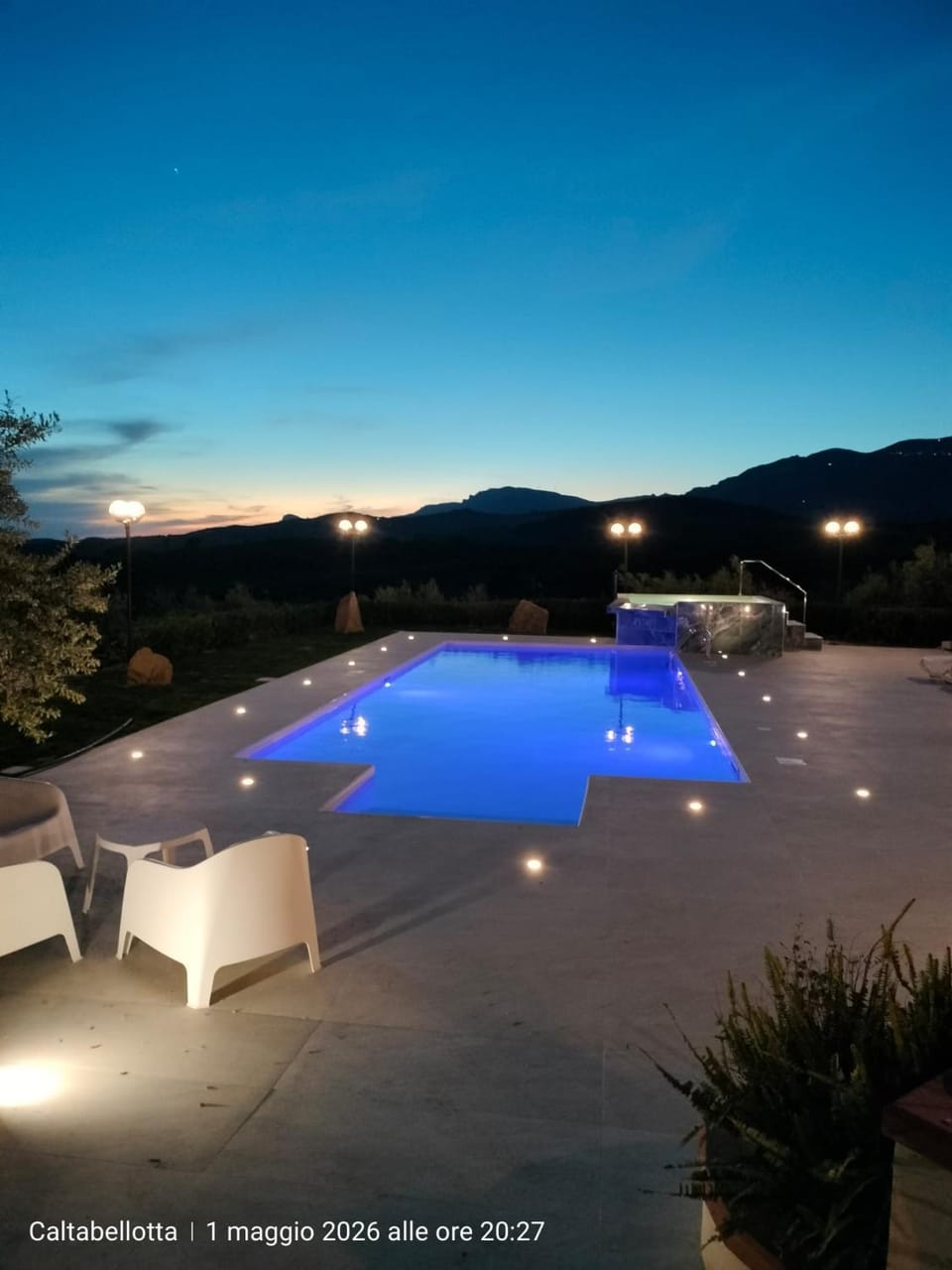 Swimming pool
