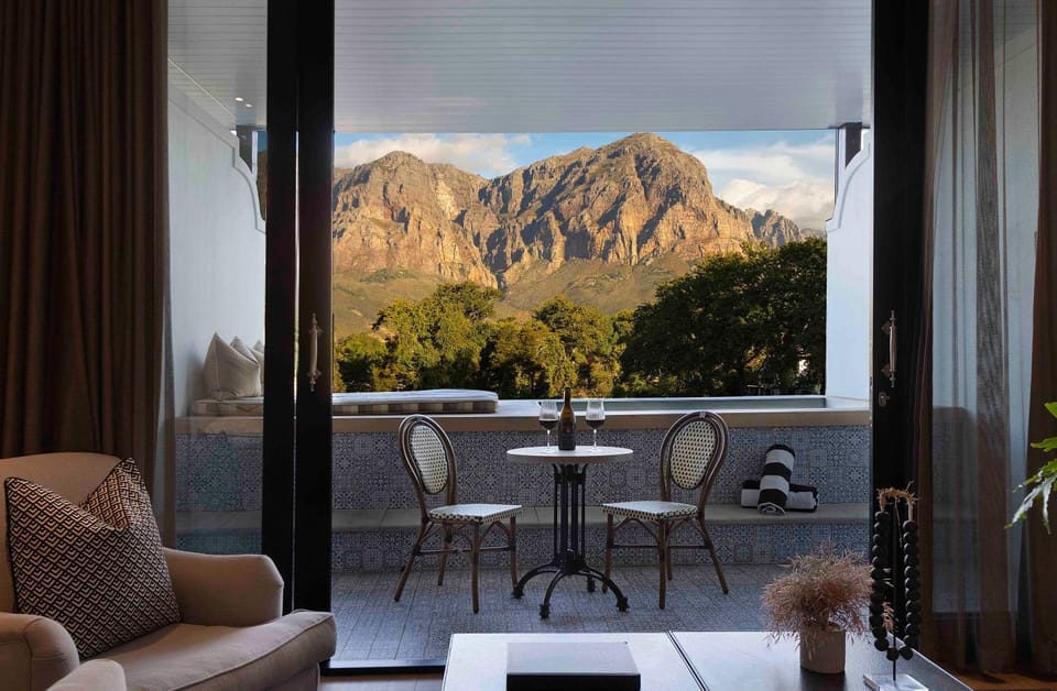 Hot Tub, Balcony/Terrace, Mountain view