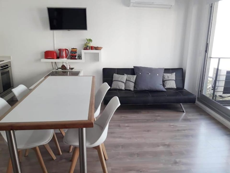 Alquiler zona Belgrano Hospital Fleni y cancha de River Apartment in Buenos Aires