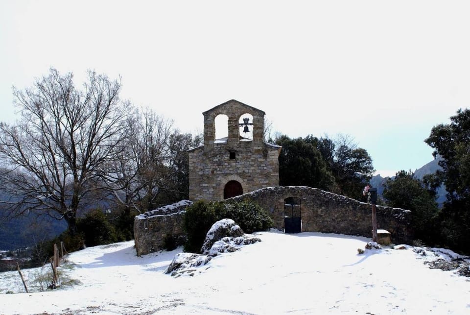 Nearby landmark, Off site, Natural landscape, Winter