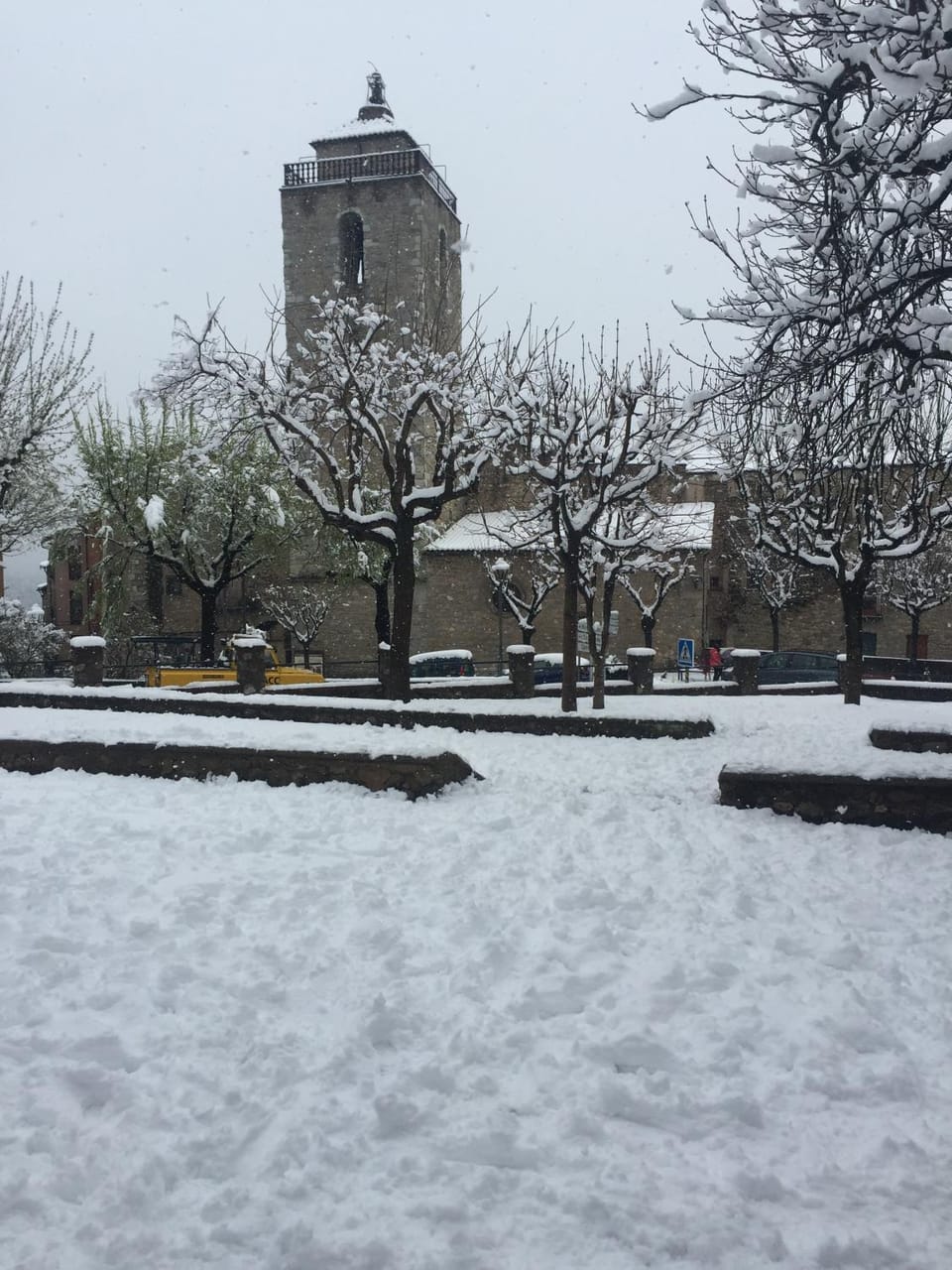 Nearby landmark, Neighbourhood, Natural landscape, Winter