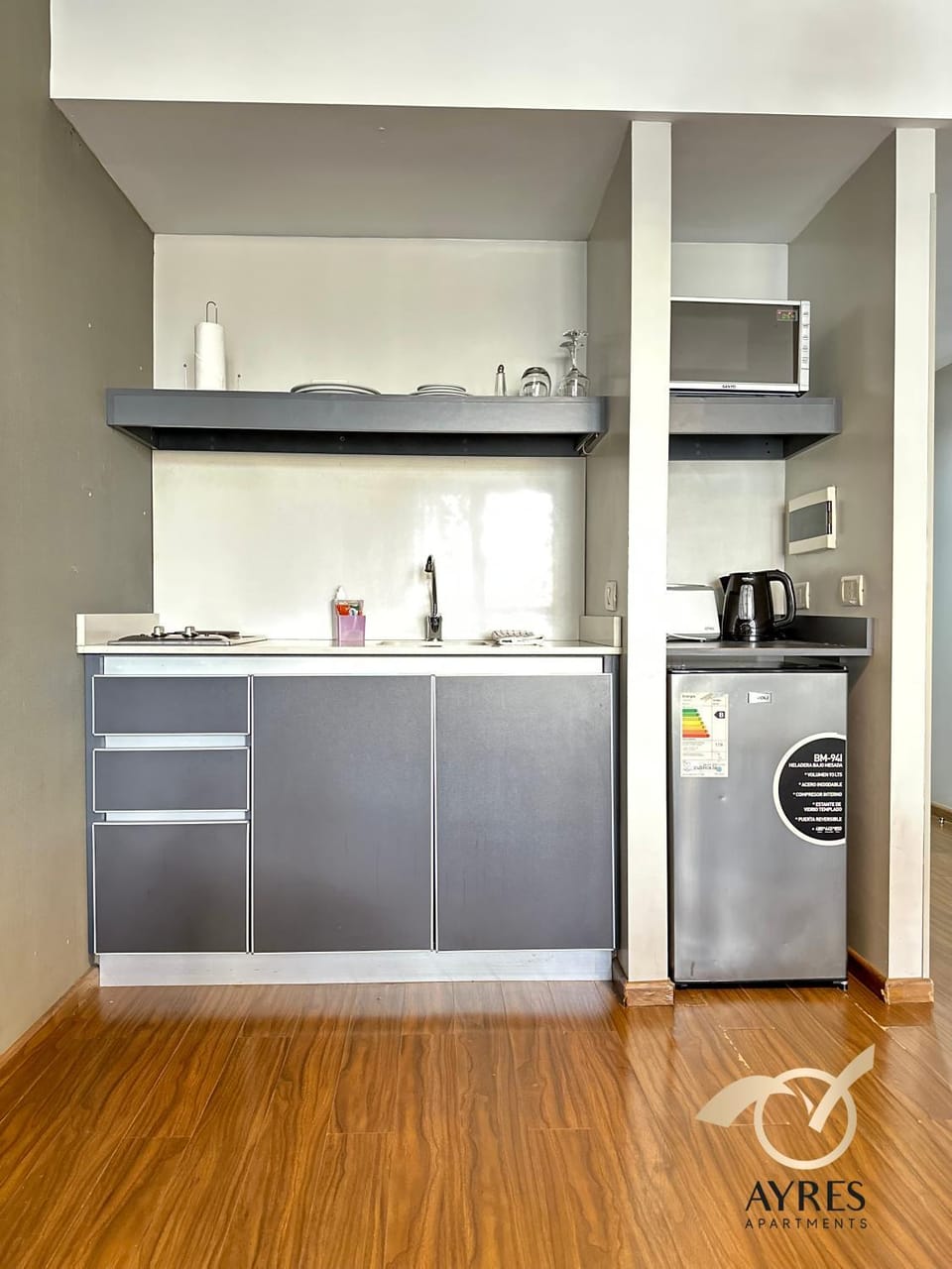 Kitchen or kitchenette, kitchen