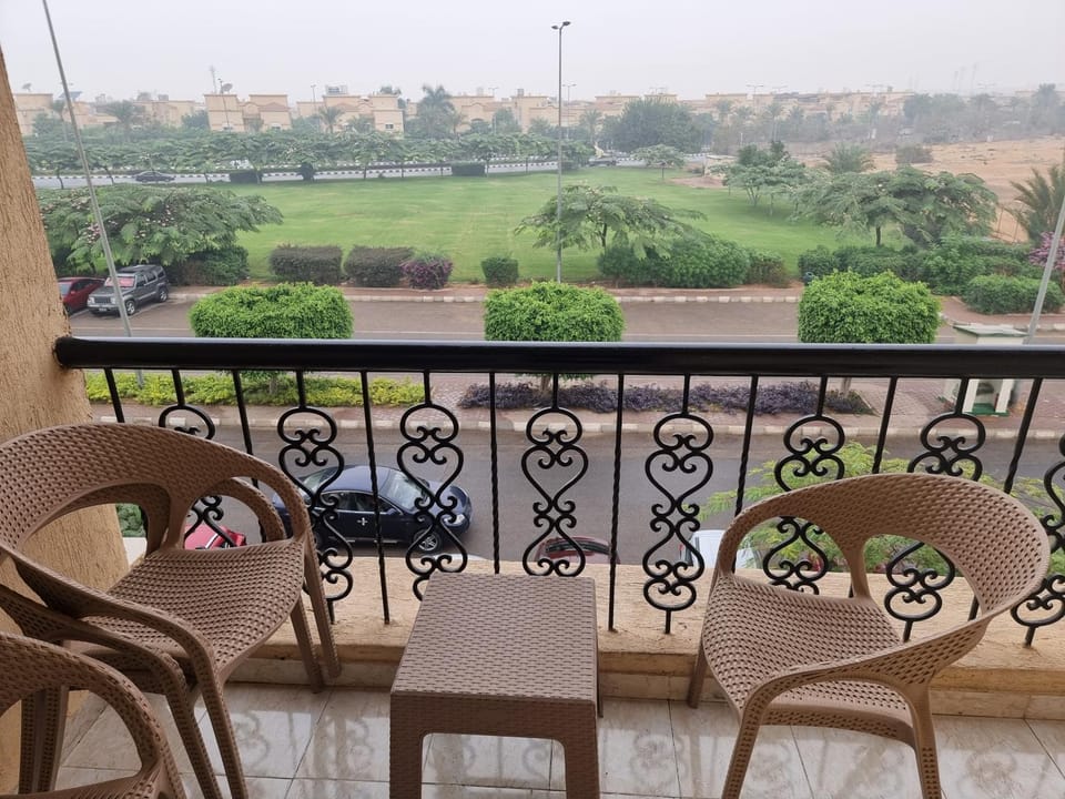 TBK Apartment 1, Families only Apartment in New Cairo City