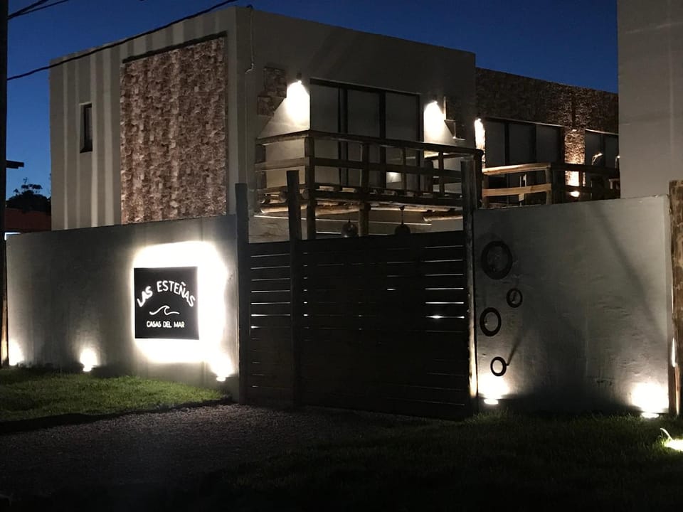 LAS ESTEÑAS , casas del mar Apartment hotel in Rocha Department, Uruguay