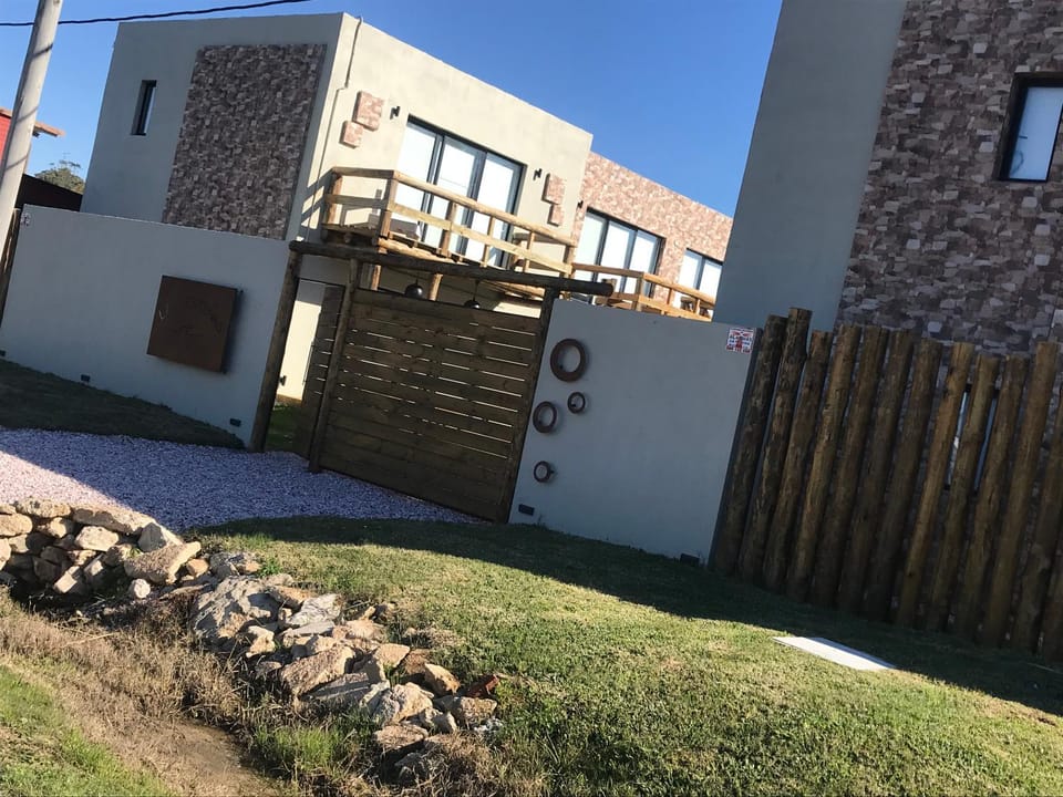 LAS ESTEÑAS , casas del mar Apartment hotel in Rocha Department, Uruguay
