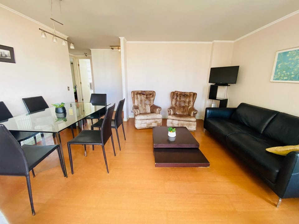 Communal lounge/ TV room, Dining area