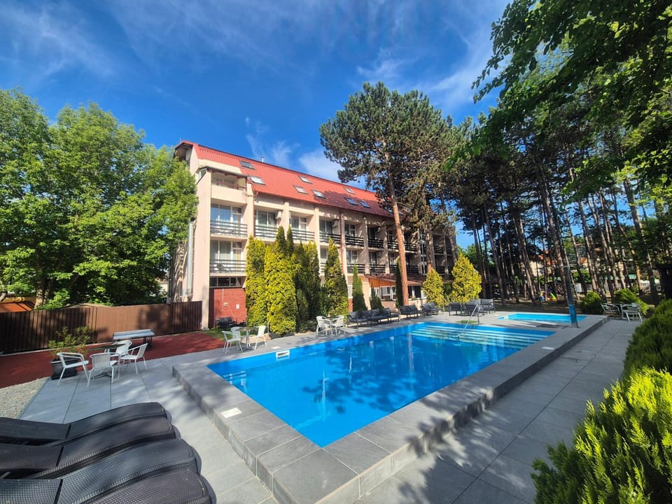 Property building, Swimming pool