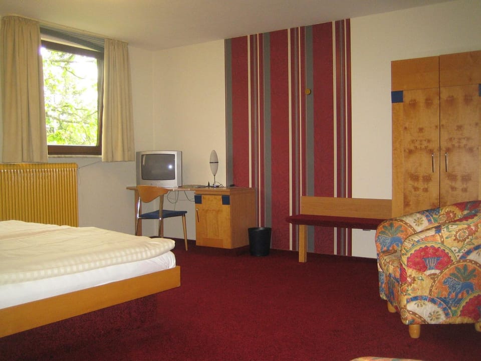 Day, Photo of the whole room