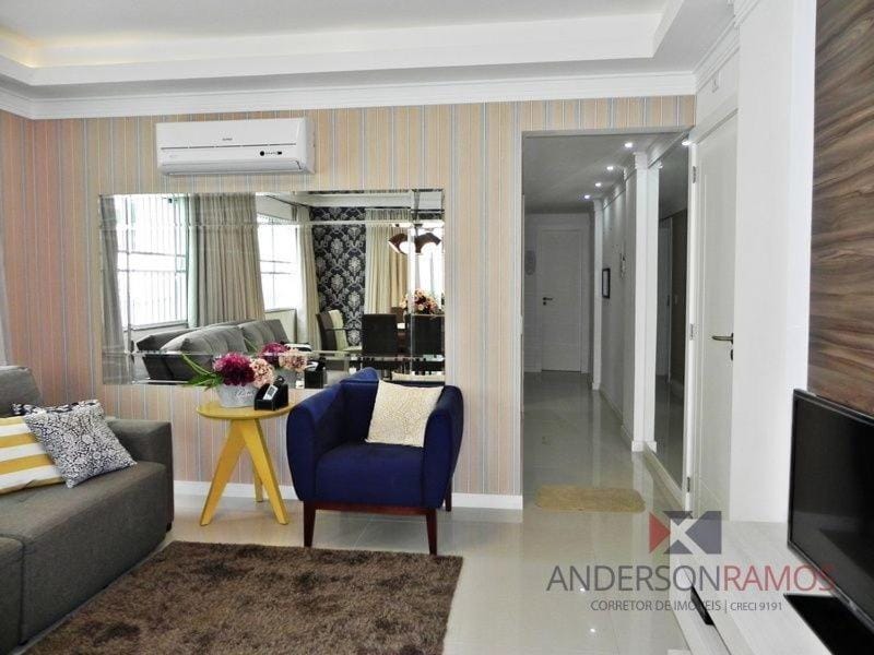 1056 - Apartamento para locação na praia de Bombinhas Apartment in Bombinhas