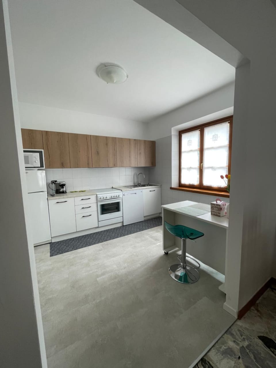 Kitchen or kitchenette