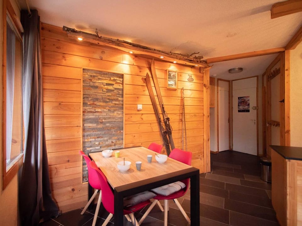 Bel appartement 3 pièces rénové avec balcon, parking en option à Valmorel - FR-1-291-821 Apartment in Les Avanchers-Valmorel