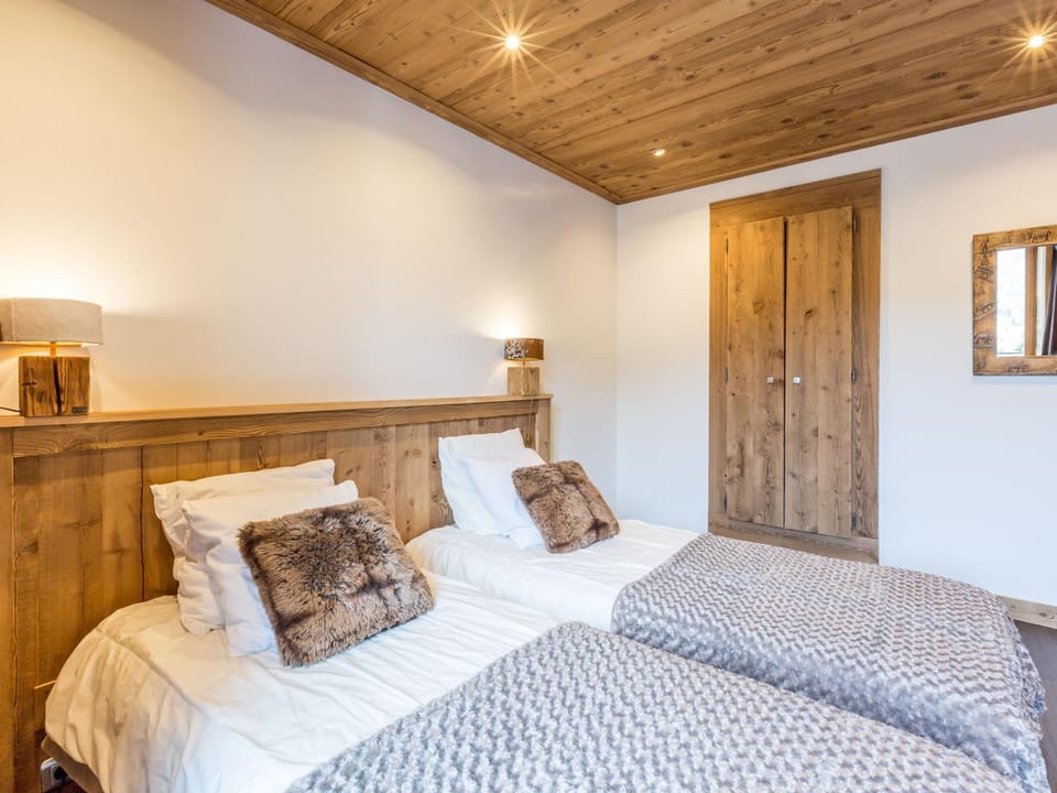 Appartement 3 Chambres avec Parking, Wifi et Proche des Remontées Mécaniques à La Clusaz Apartment in La Clusaz