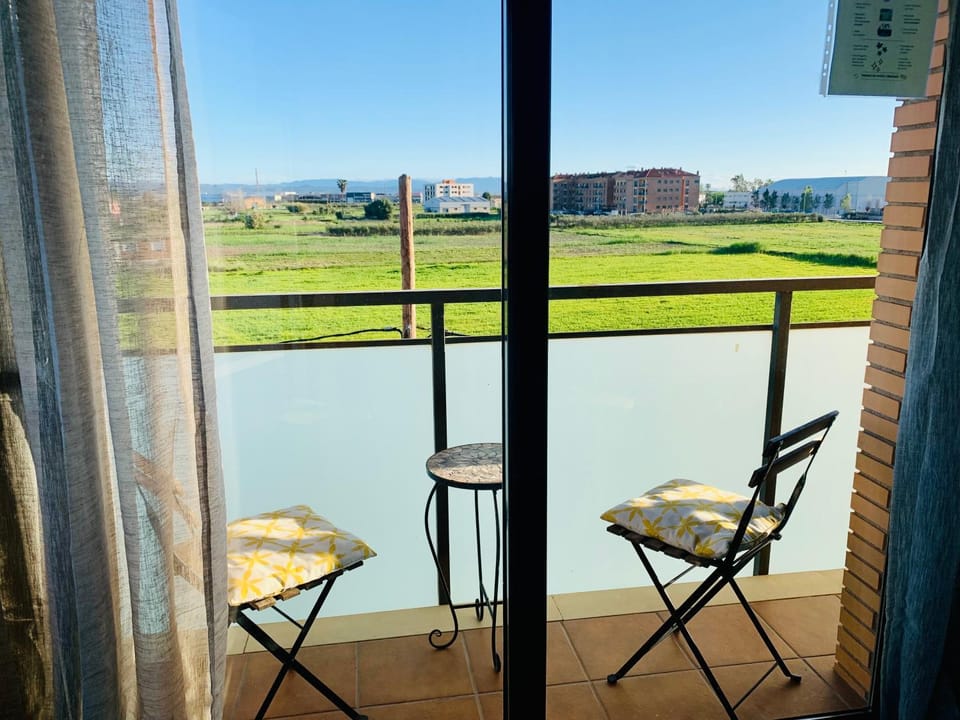 Natural landscape, View (from property/room), Balcony/Terrace, Living room, Dining area
