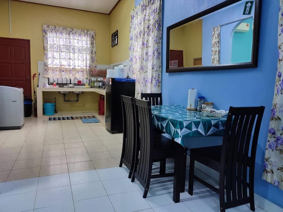Homestay Tepi Sungai Golok House in Thailand