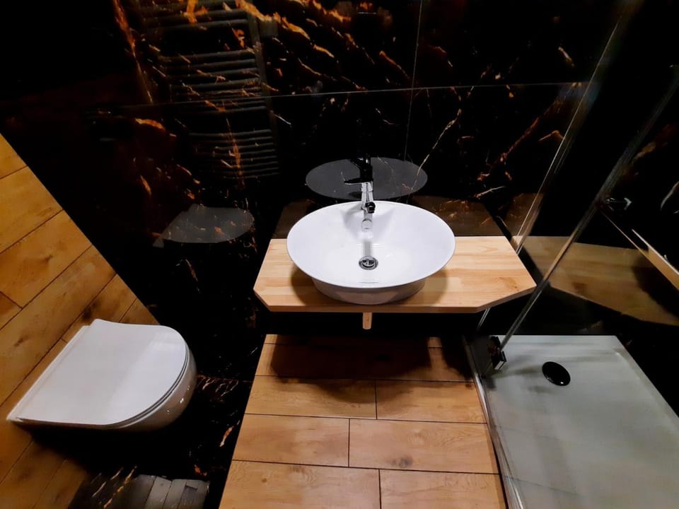 Property building, Bathroom