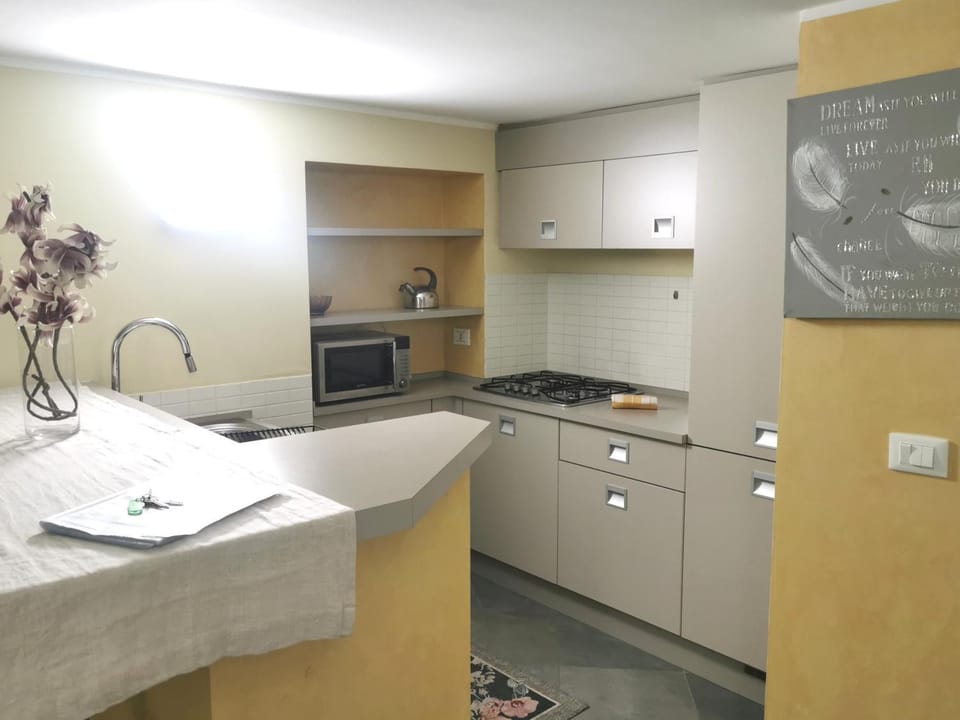 Kitchen or kitchenette, stove