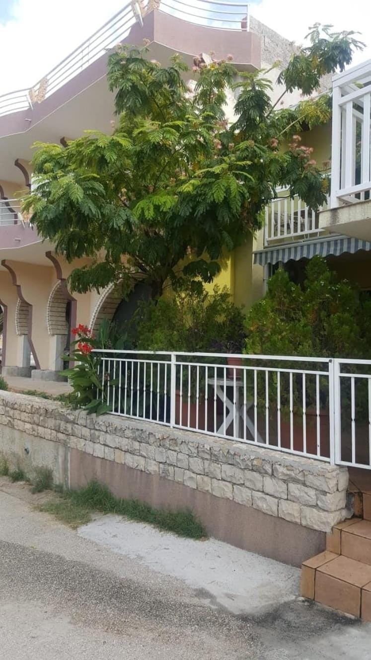 Apartmani Nataša Apartment in Split-Dalmatia County