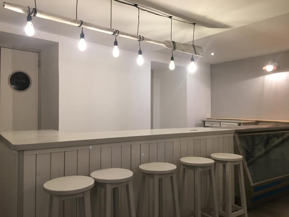 Lounge or bar