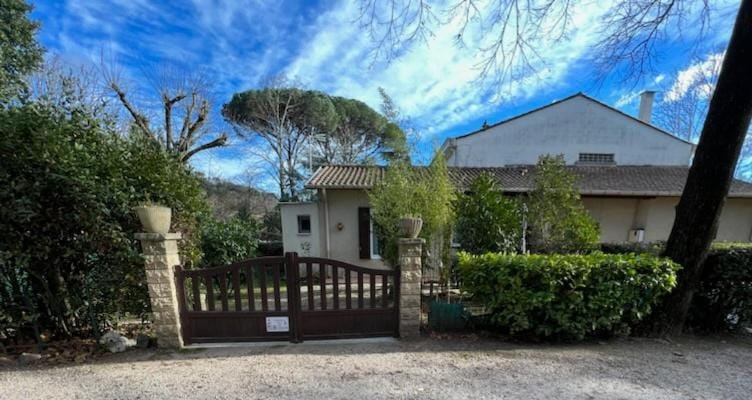 La villa des fleurs Apartment in Occitanie