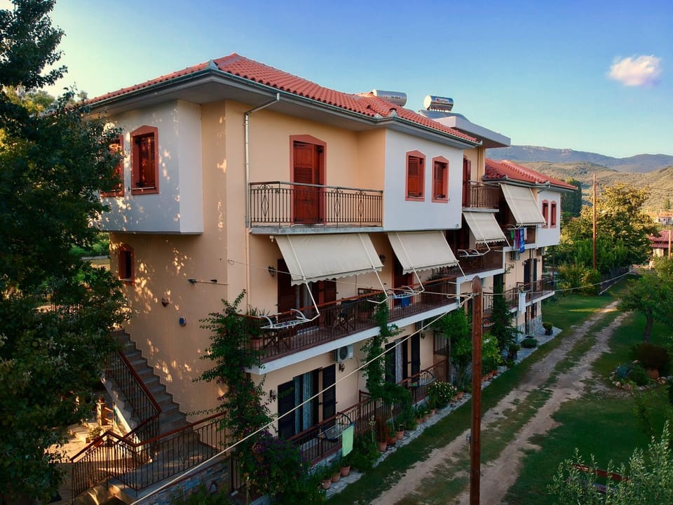 Property building, Bird's eye view