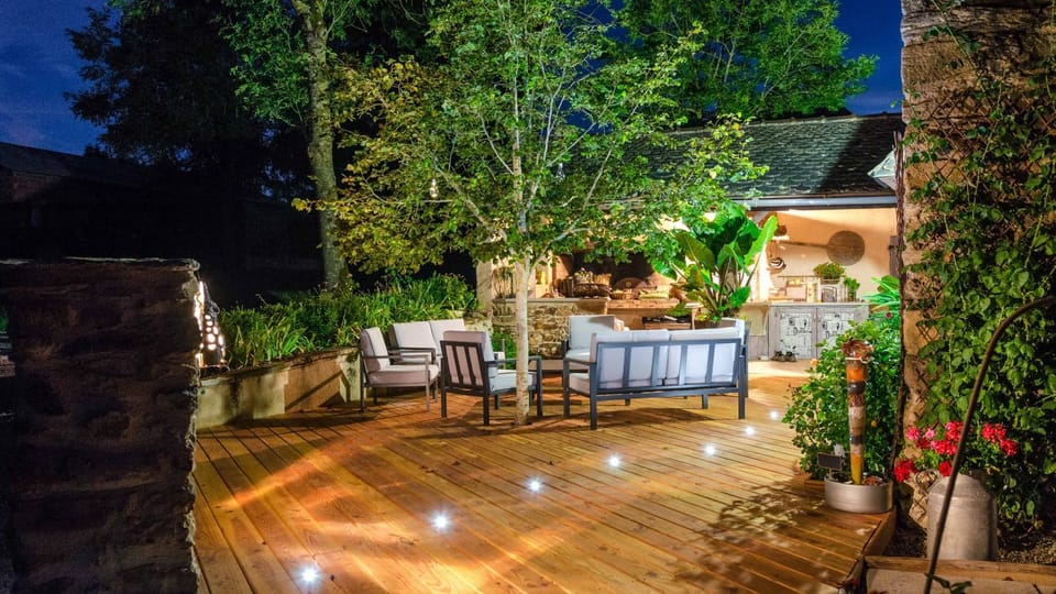 Patio, Night, Balcony/Terrace