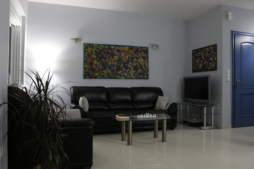 "Lykourgou 10" Apartment in Arcadia, Greece