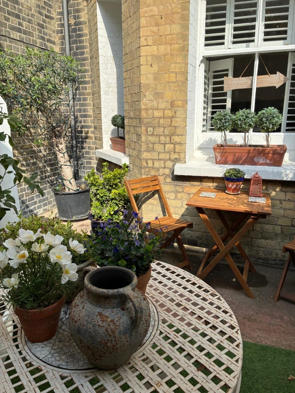 Olive Tree Apartment Hove Apartment in Hove
