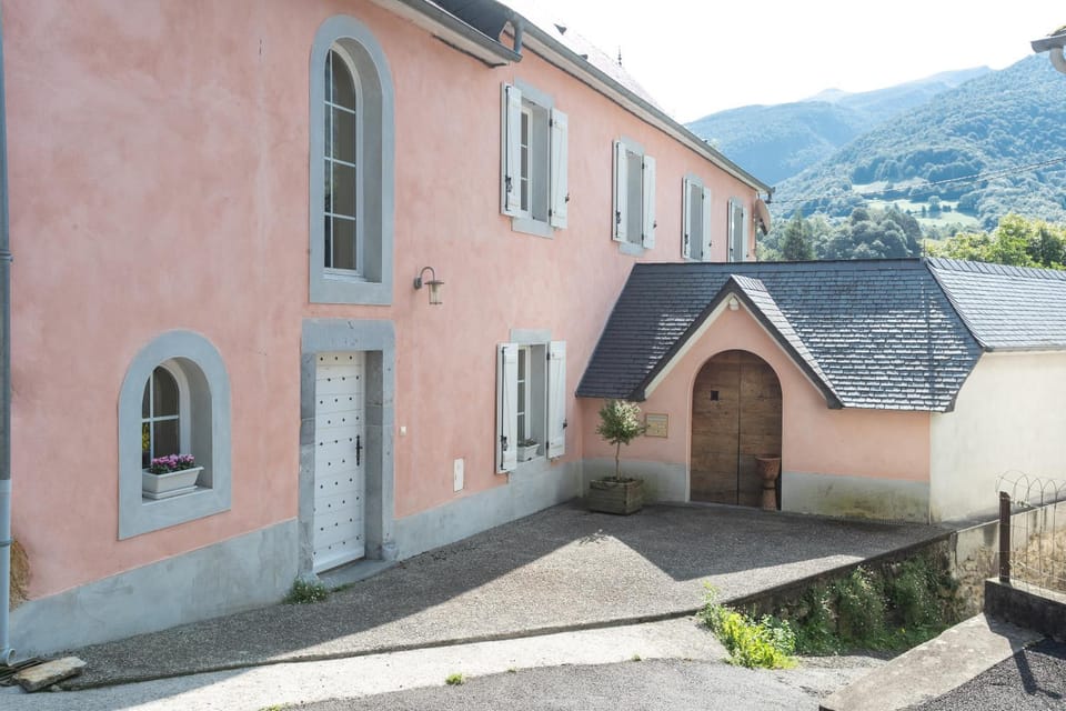 Property building, Mountain view