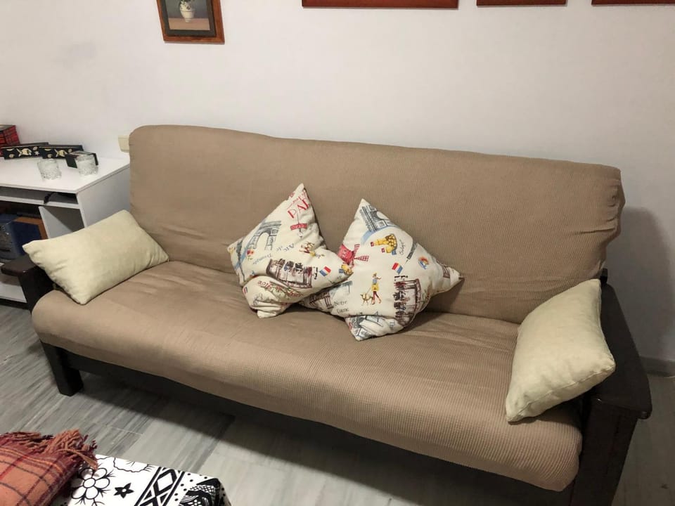 Living room, Decorative detail