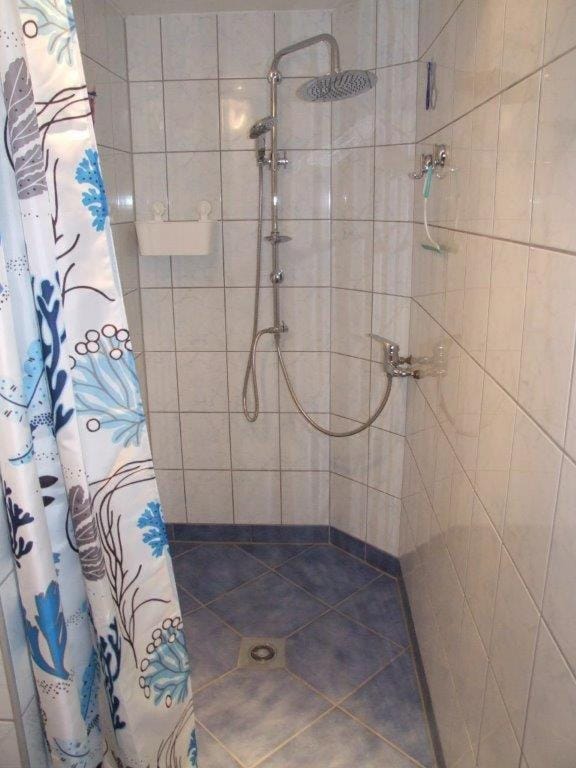 Shower, Bathroom, Other, Decorative detail