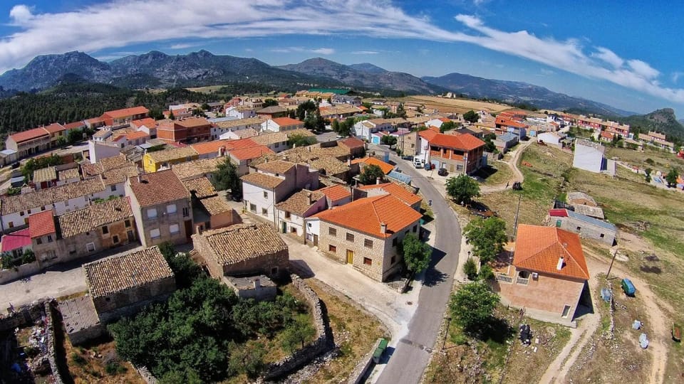 Day, Mountain view, Street view, Location