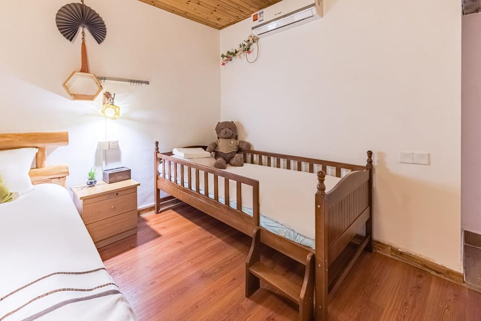 Nanjin Earthen Listen Spring Villa Nature lodge in Fujian