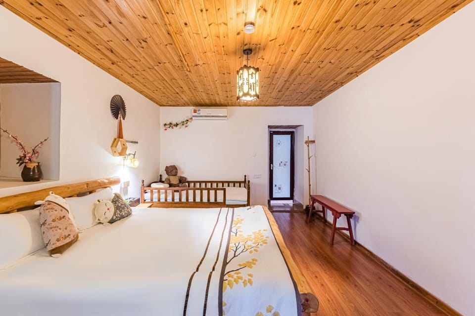 Nanjin Earthen Listen Spring Villa Nature lodge in Fujian