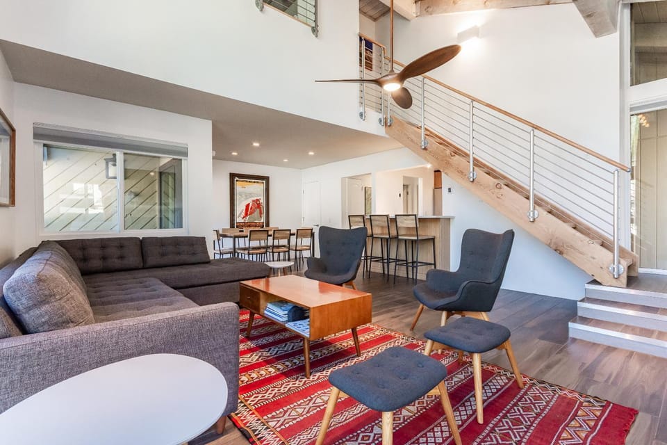 Courchevel C # 9 Apartment in Mammoth Lakes
