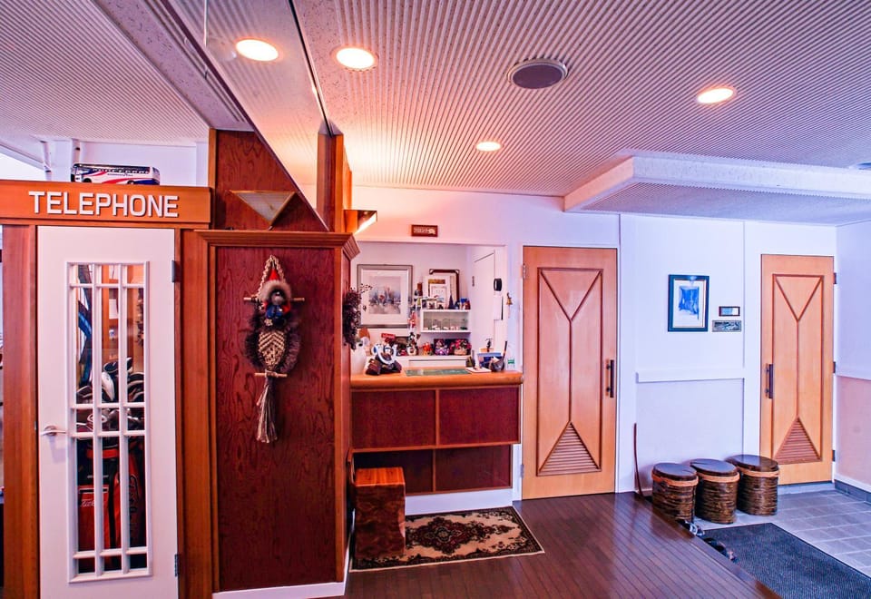 Lobby or reception, Decorative detail