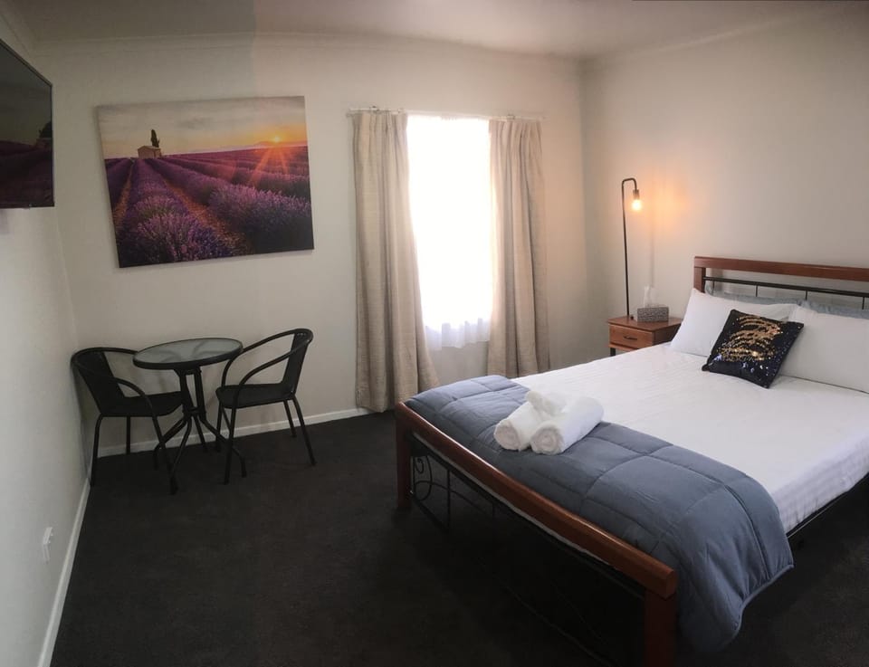3ree- Spacious & Charming Apartment Apartment in Devonport