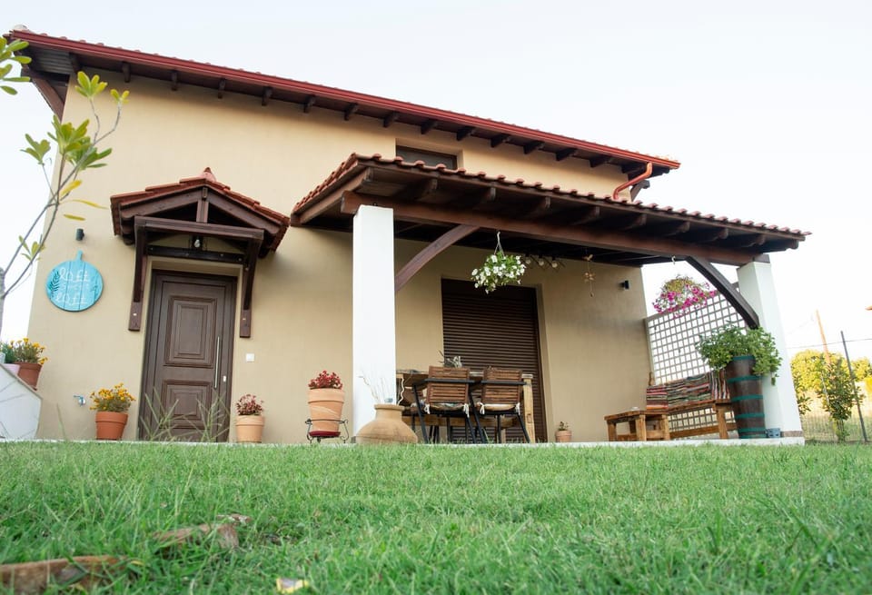 Facade/entrance, Garden, Balcony/Terrace, Garden view