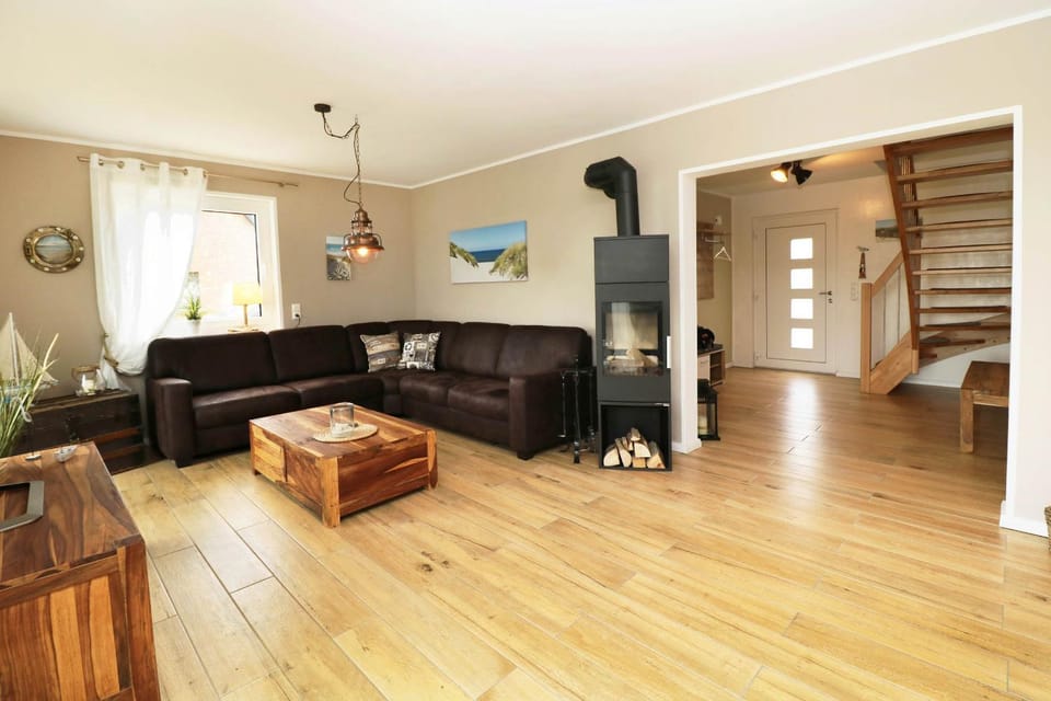 Living room, Seating area, flat iron