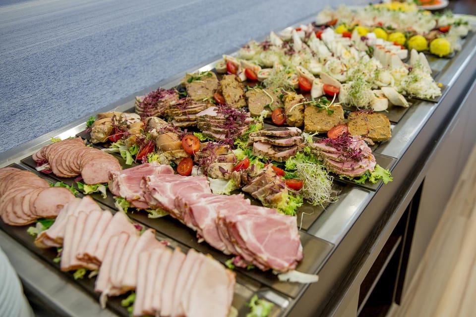 Buffet breakfast