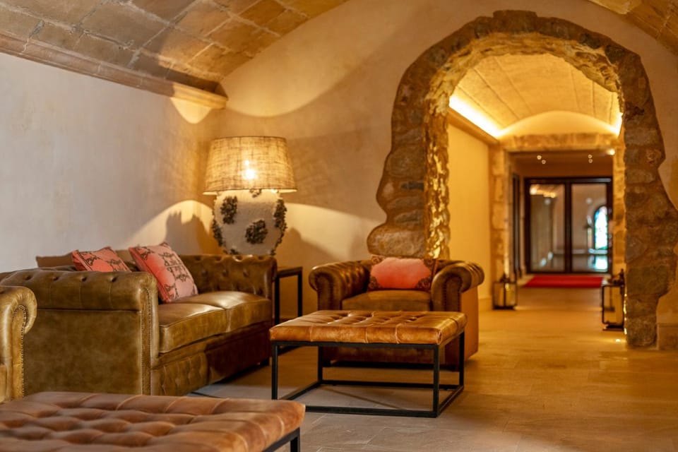 Spa and wellness centre/facilities, Area and facilities