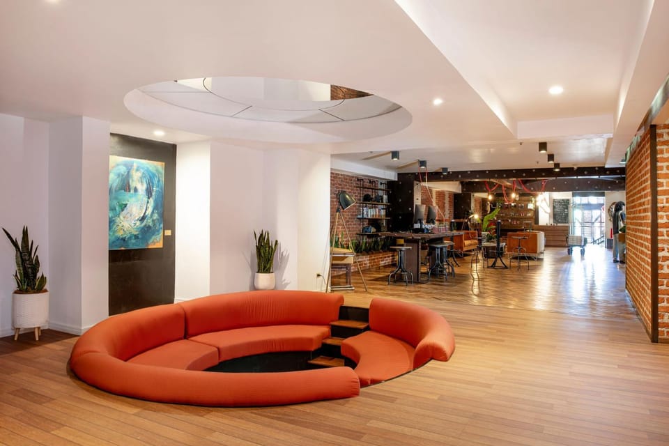 Seating area