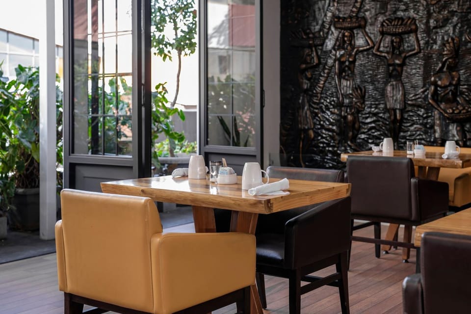 Restaurant/places to eat