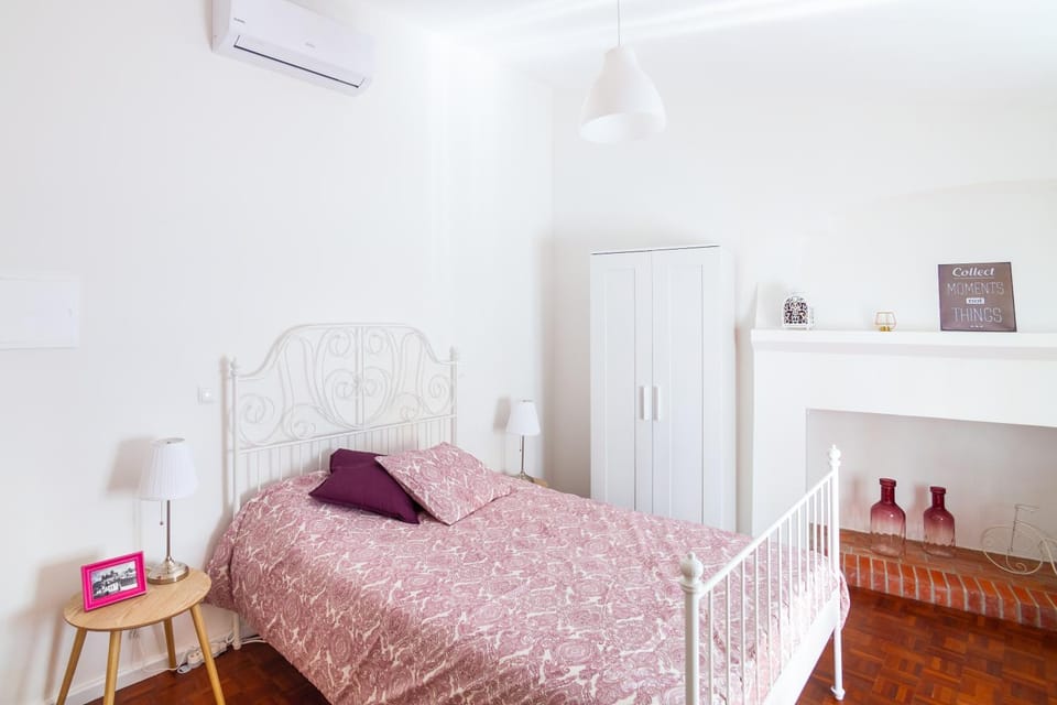 Poet's house in historic center Apartment in Evora