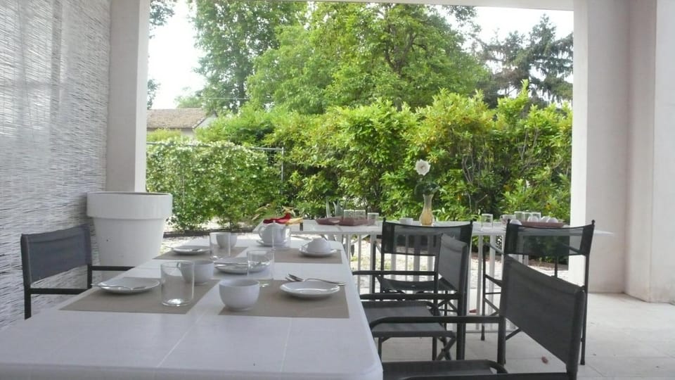 Restaurant/places to eat, Day