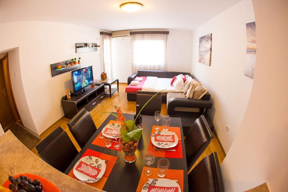 Lav Apartman Budva Apartment in Budva