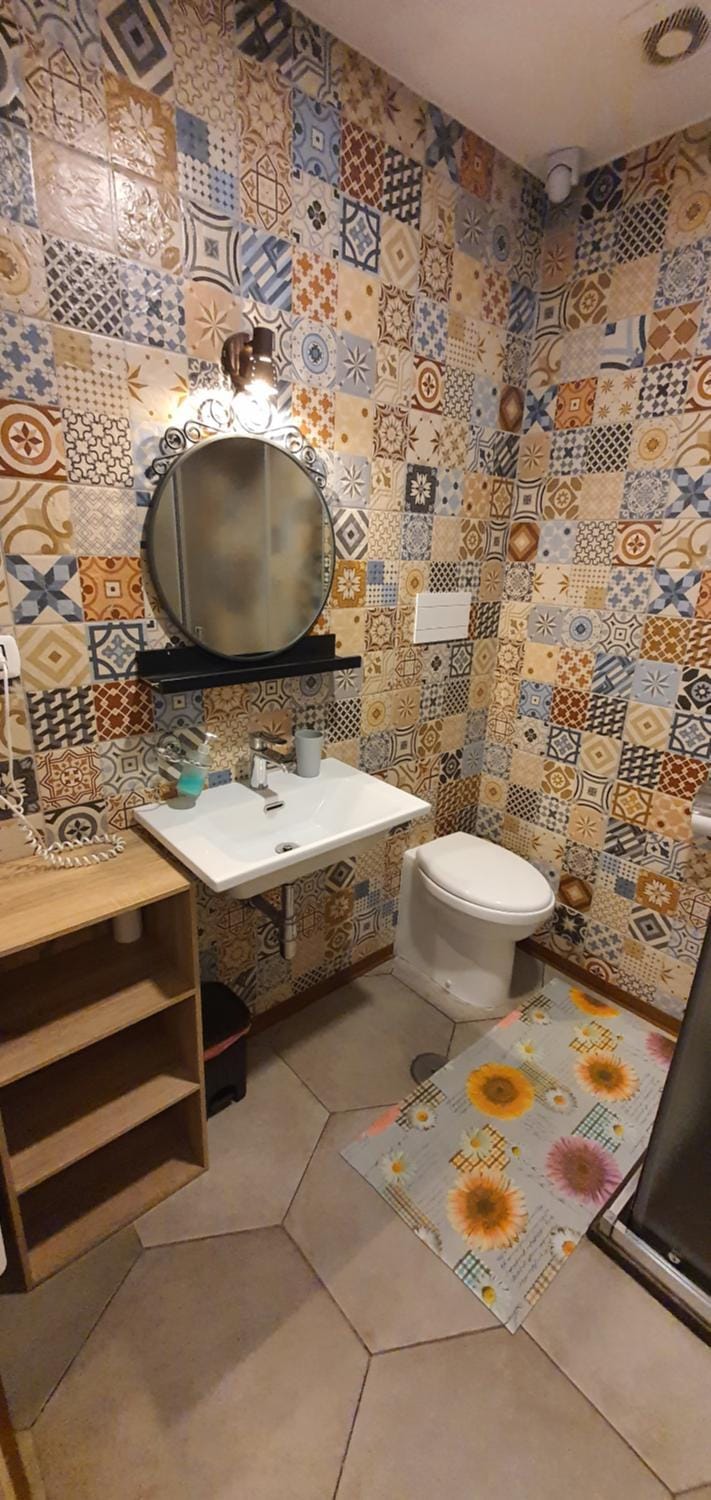 Toilet, Bathroom