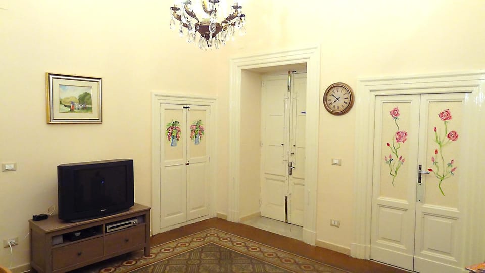 Communal lounge/ TV room, Decorative detail