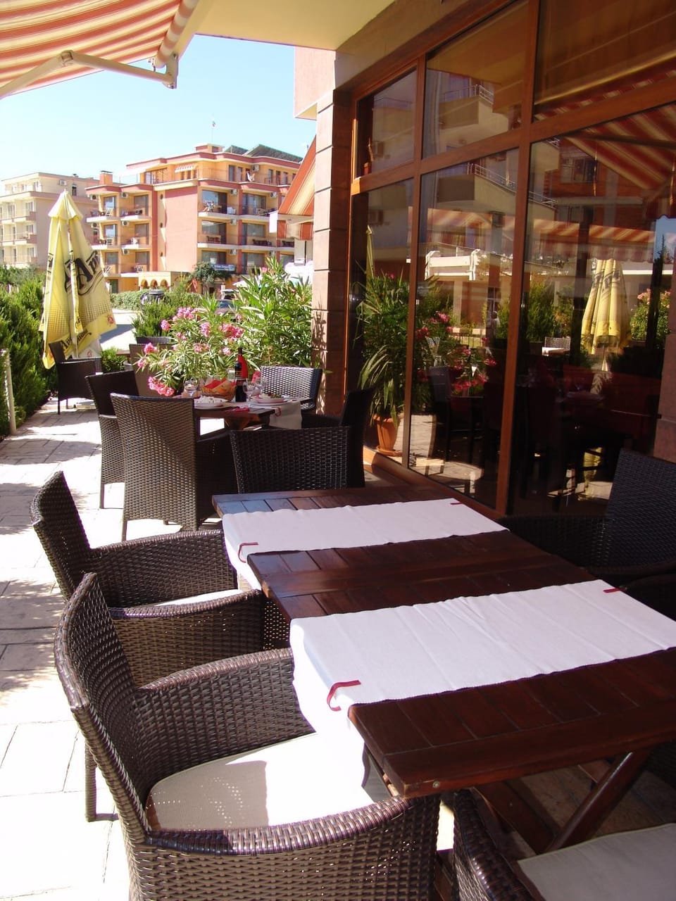 Restaurant/places to eat