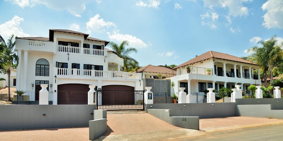 Property building, Neighbourhood, Balcony/Terrace